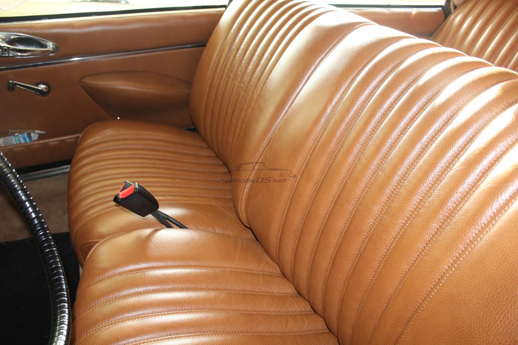 Pallas interior, 2-tone leather &quot;fauve&quot;, complete, Exch.