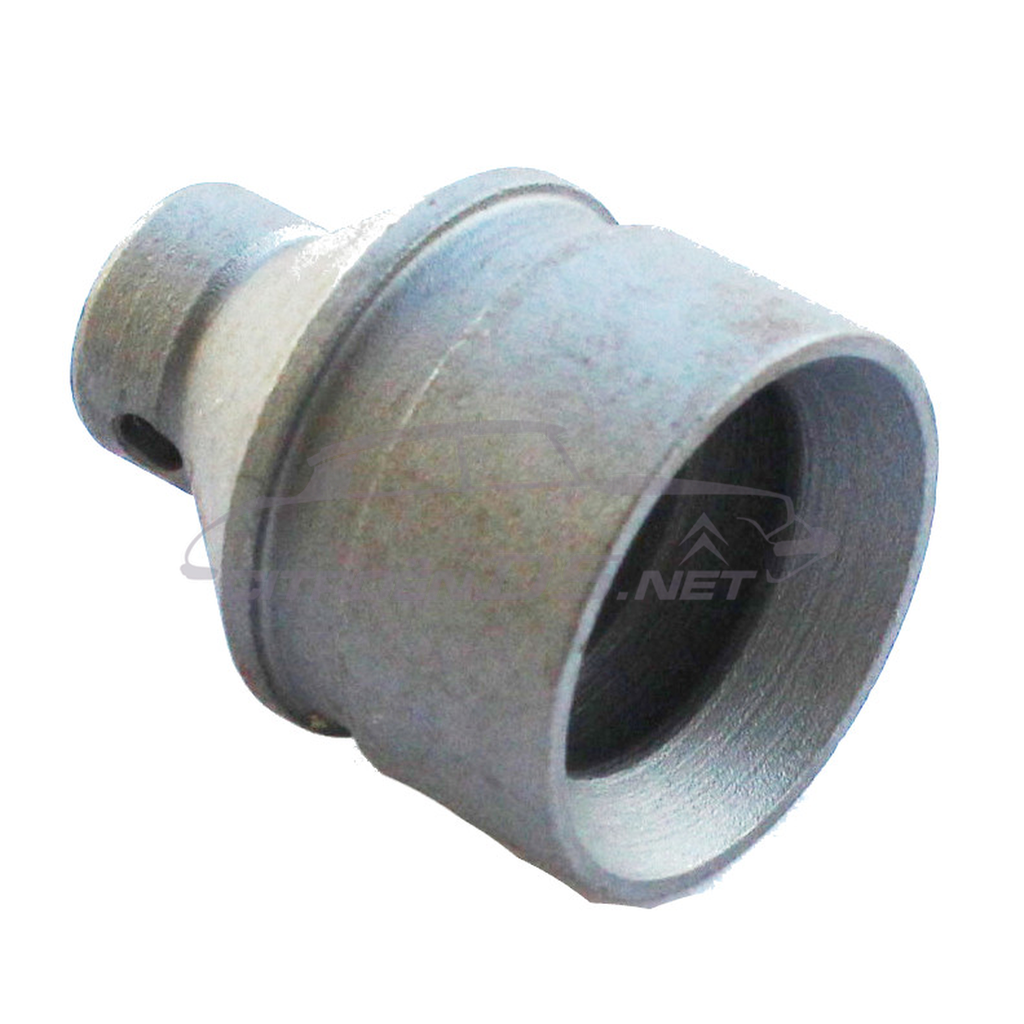 Rear suspension cylinder push rod ball-cup